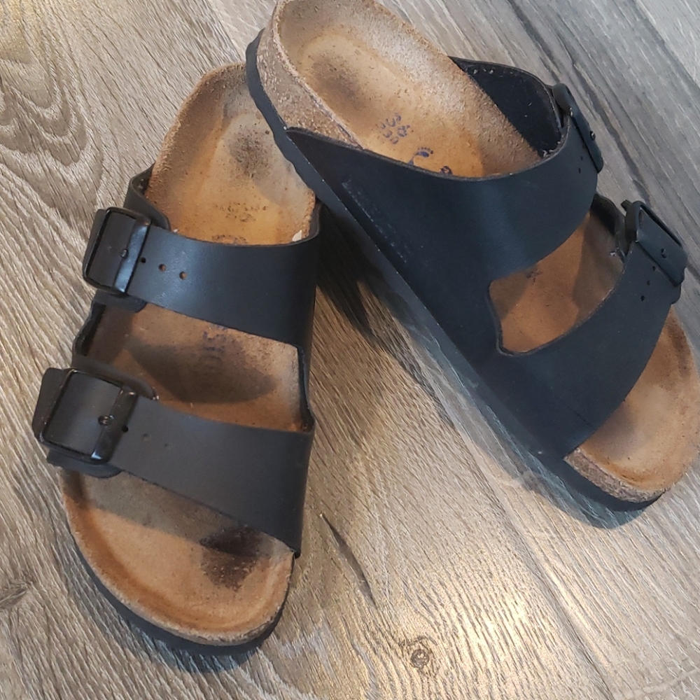 Leather Black Birkenstocks Euro 36 (5-5.5)
